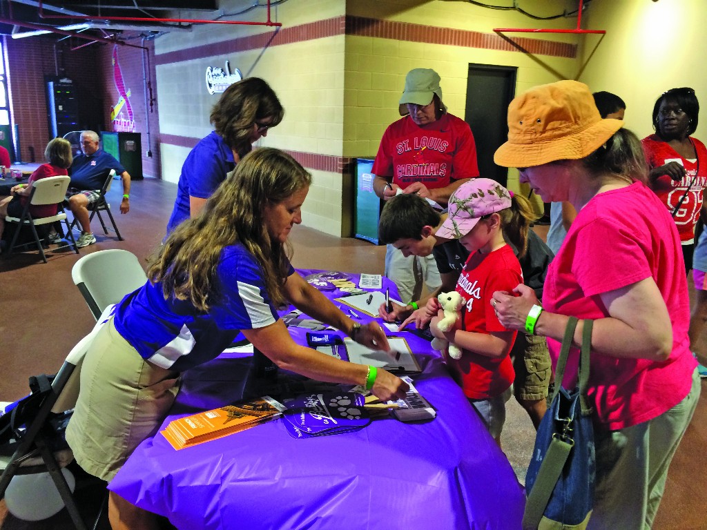 St. Louis Alumni Chapter: Cardinals vs. Cubs Tailgate & Baseball Game
