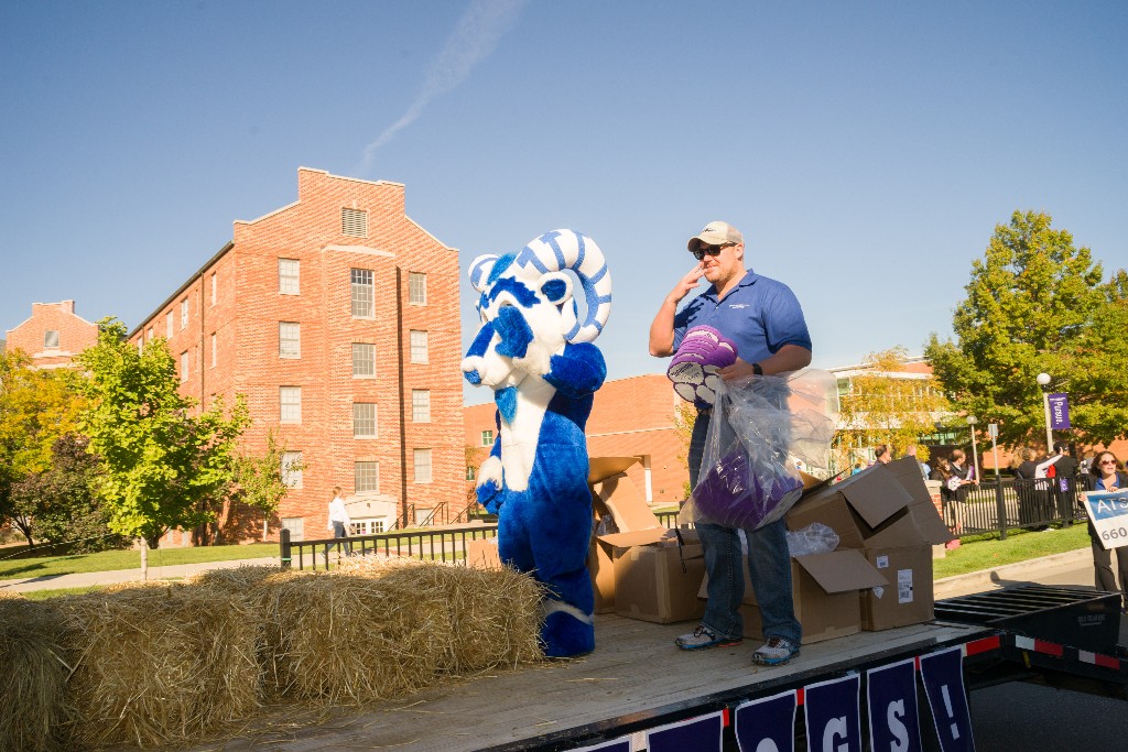 Homecoming 2015 Parade