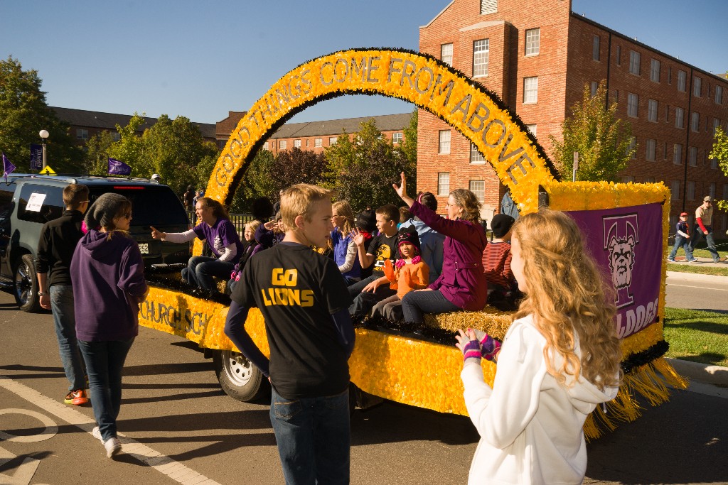 Homecoming 2015 Parade